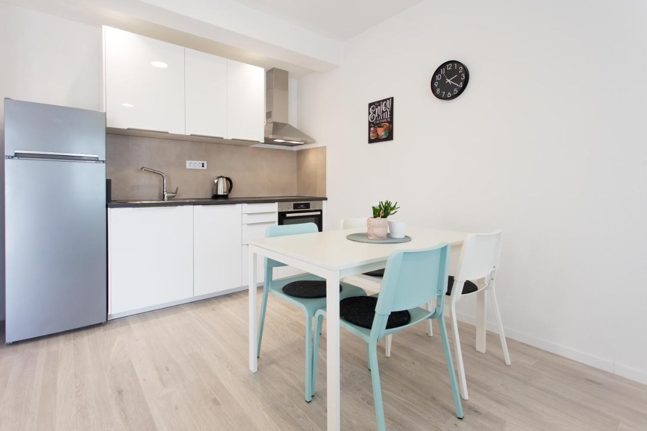 Delminium Apartment Kastela Bagian luar foto
